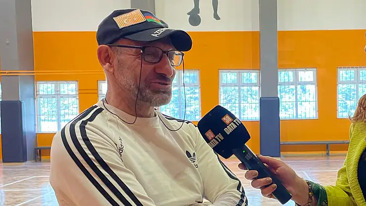 ERVA spor okulları boks eğitmeni Bakir Şabanov