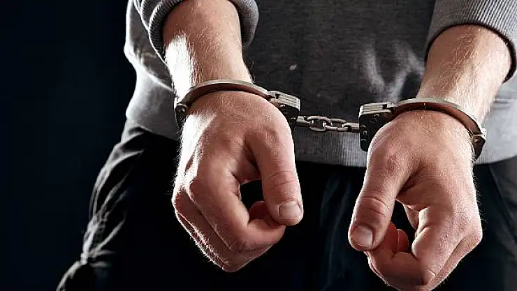 Evinde fuhuş yaptıran kişi yakalandı