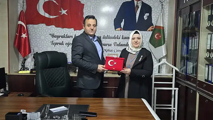 Fatma Aydın geliri şehit ailelerine bağışladı