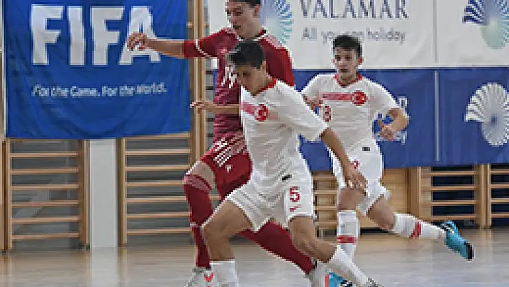Futsal U19 Milli Takımı, Macaristan'a 3-2 yenildi