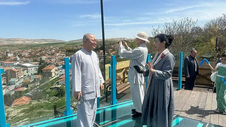Güney Koreli turistlerin akınına uğradı