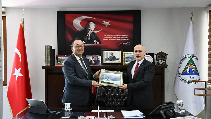 GÜRCÜ BAŞKONSOLOS JAPARİDZE'DEN BAŞKAN ELÇİN'E ZİYARET