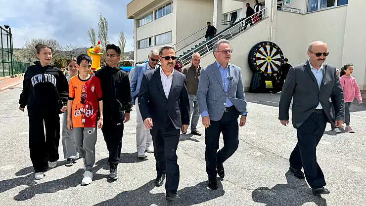 Hacılar'da 23 Nisan coşkusu Başkan Özdoğan'la yaşandı