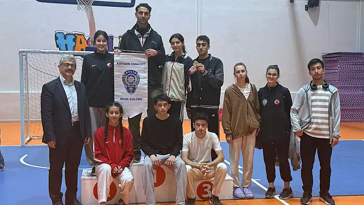 Hacılar'da ümitler taekwondo il şampiyonası sona erdi