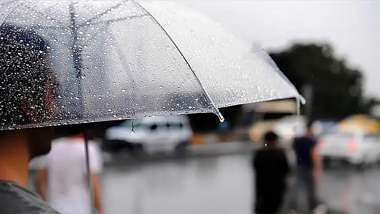 Hafta sonu yağış geliyor: Sıcaklıklar düşüyor