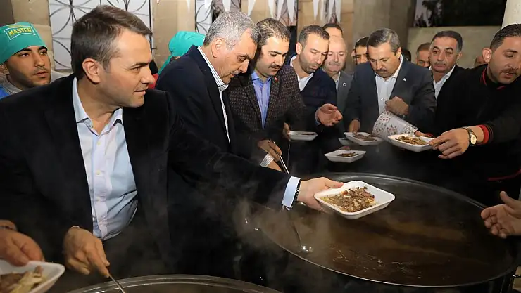 Haliliye Belediyesinde Vatandaşlara Tirit İkramı