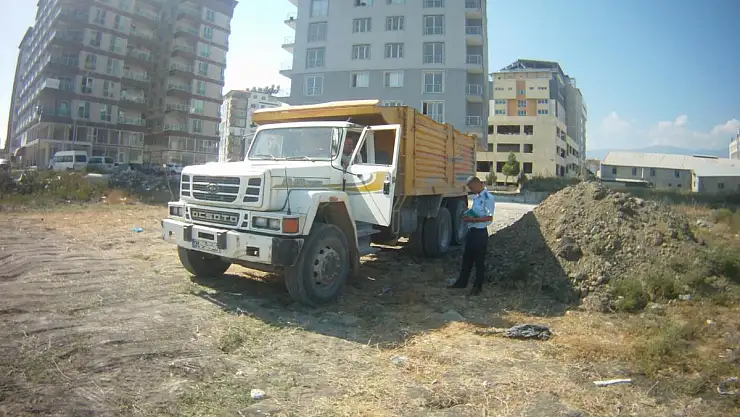 Hatay da kaçak hafriyat dökenlere işlem