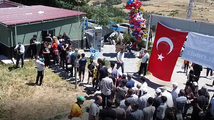 HÖBEKLİLER PİLAV ŞENLİĞİNDE BULUŞTU