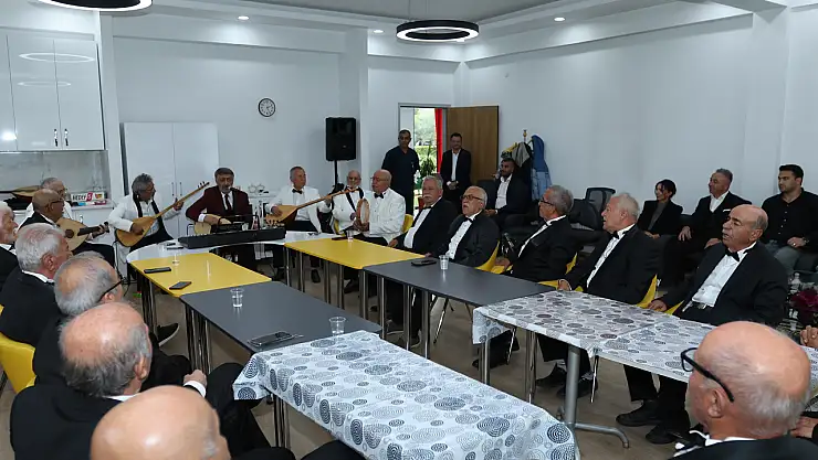 Hollandalı Akademisyenlerden Ulu Çınarlar'a ziyaret