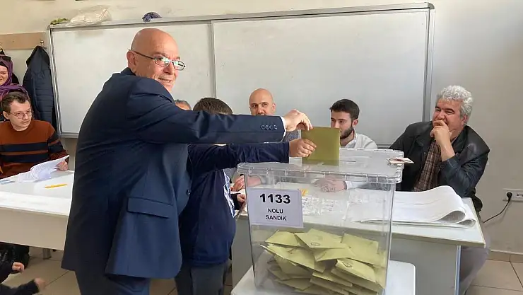Hüseyin Cahit Özden oyunu kullandı