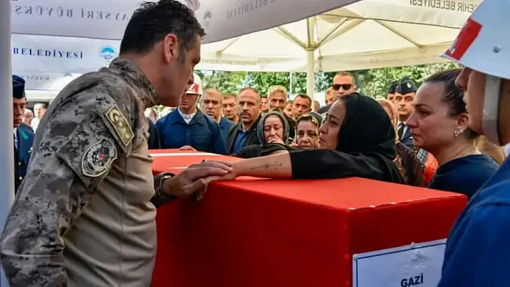 İl Emniyet Müdürü Atanur Aydın Yine Şehit ailelerinin yanında