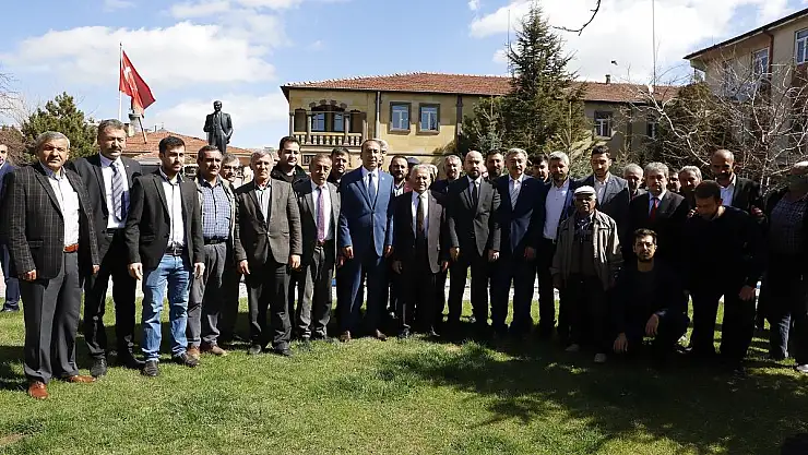 'İLÇELERİN TALEPLERİ İÇİN GECE GÜNDÜZ ÇALIŞACAĞIZ'