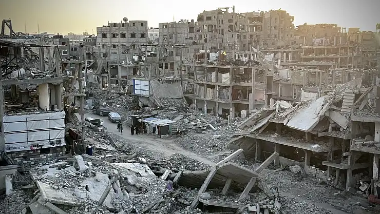 İsrail Gazze'ye saldırı başlattı
