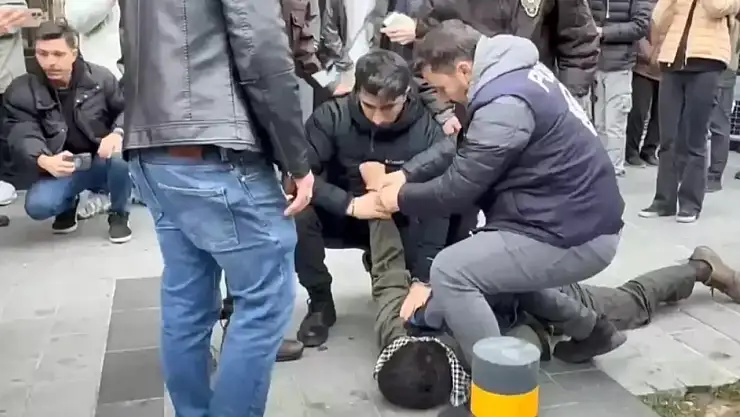 İstanbul Valiliği: 1 Mayıs'ta toplam 384 kişi gözaltına alındı