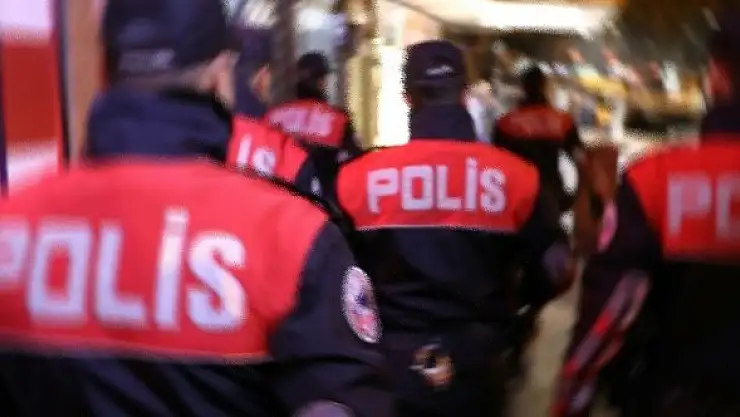 Kaçakçılık suçundan aranan 21 şahıs yakalandı