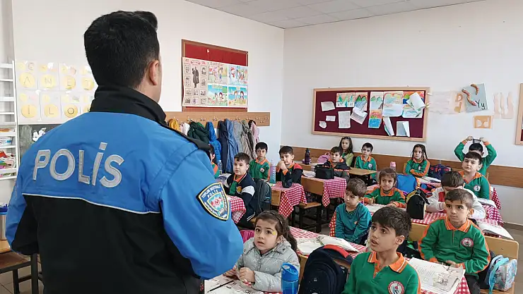 Kahta'da 1. sınıf öğrencilerine bilgilendirme eğitimi