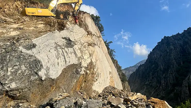 KAPUZBAŞI ŞELALELERİ YOLU ULAŞIMA AÇILDI
