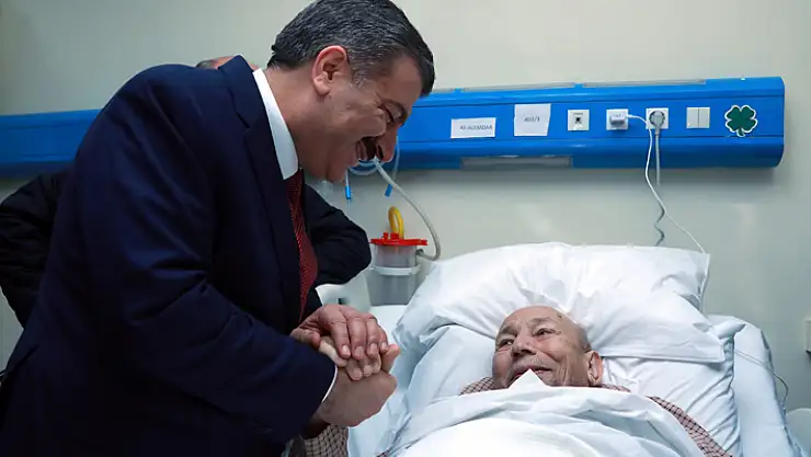 Kartal'da Çöken Binada Yaralanan Vatandaşlara Ziyaret...