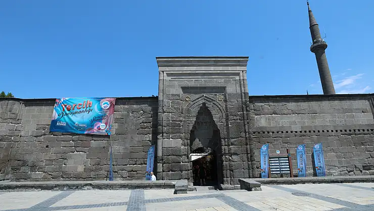 Kayseri Büyükşehir'den Ücretsiz LGS tercih danışmanlığı hizmeti