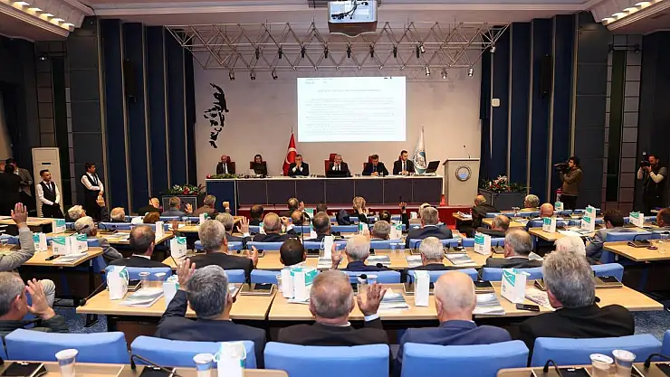 KAYSERİ BÜYÜKŞEHİR MECLİSİ TERÖRÜ LANETLEDİ