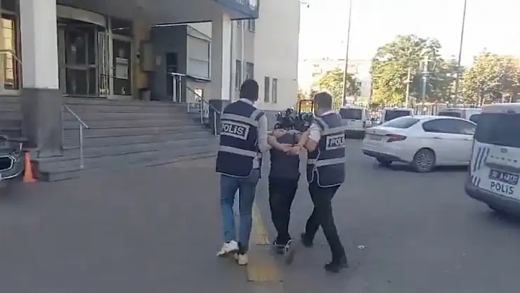 Kayseri'de aranan hırsız polis operasyonuyla yakalandı