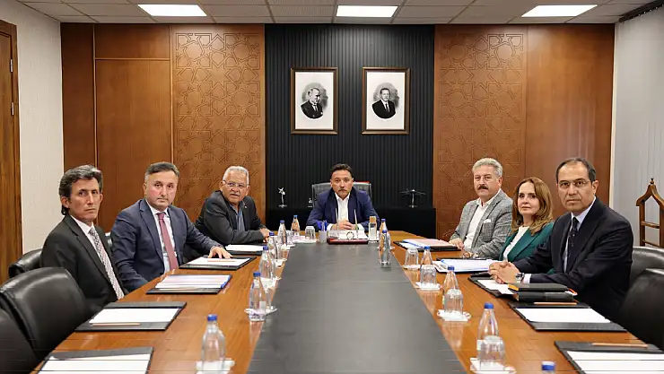 Kayseri'de Devlet hastanesi için toplantı