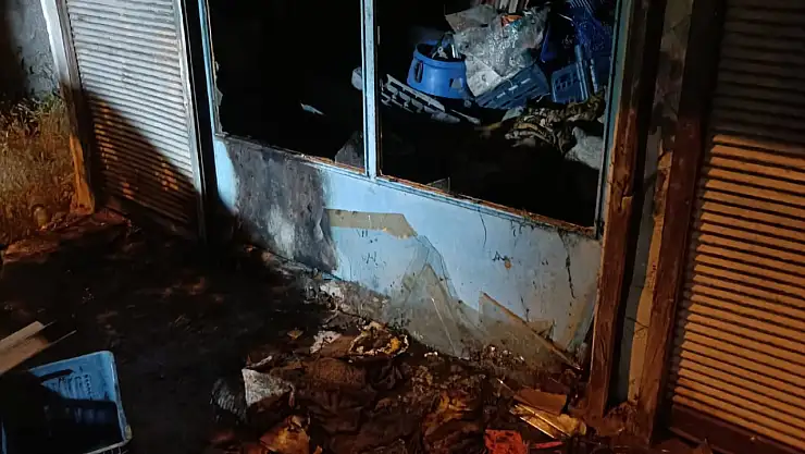 Kayseri'de husumetli şahıslar dükkanı kundakladı