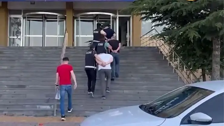 Kayseri'de iş yerine silahlı saldırı