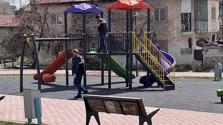 Kayseri'de Kavga: bıçaklanan çocuk ağır yaralandı