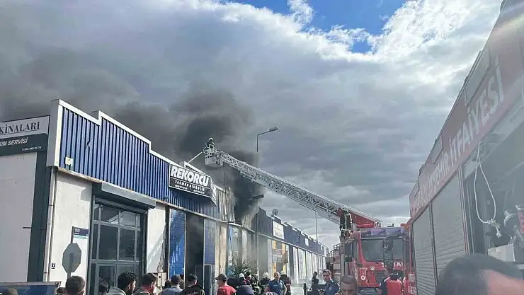 Kayseri'de mobilya atölyesinde yangın