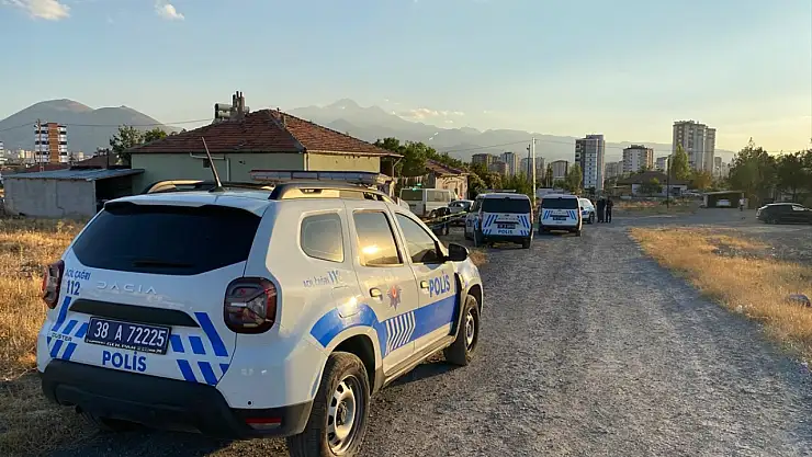 Kayseri'de Kar Maskeli saldırı: Baba-Oğul Tüfekle vuruldu!