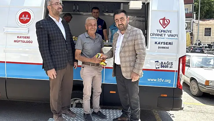 Kayseri'de tdv 'den mobil ikram hizmeti