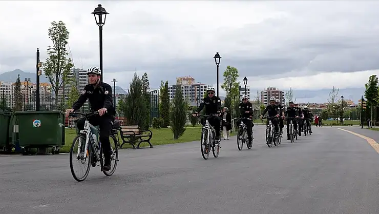 Kayseri Emniyeti yeni elektrikli bisikletlere kavuştu