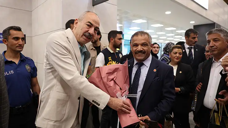 Kayseri gurbetçilerini hasretle karşıladı