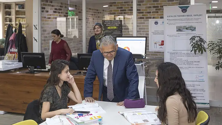 Kayseri Kütüphaneleri 6 Ayda 966 bin ziyaretçiyi ağırladı