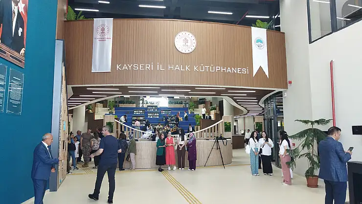 Kayseri kütüphanesi yeni yerinde açıldı