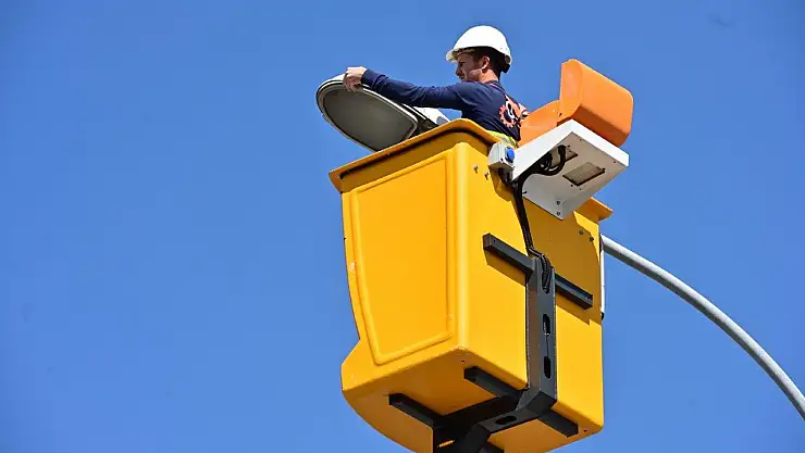 Kayseri OSB'den 17 Milyon TL'lik LED aydınlatma yatırımı