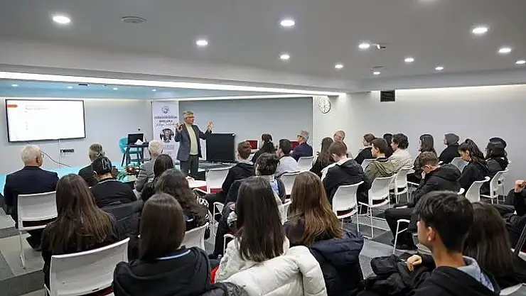 Kayseri Talas'ta Yazar Okulu'nda start verildi