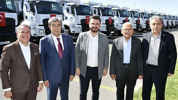 Kayseri'ye 38 yeni hizmet aracı