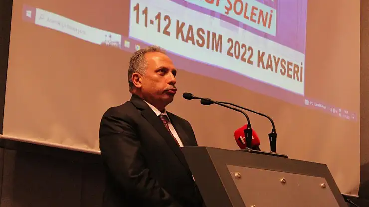 Kayseri'de 'Tarihi Yaşatmak, Şehri Yaşatmak' sempozyumu