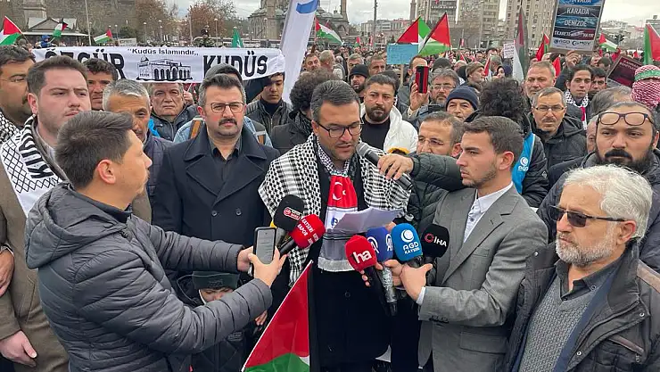 Kayseri'de yüzlerce vatandaş Filistin için yürüdü