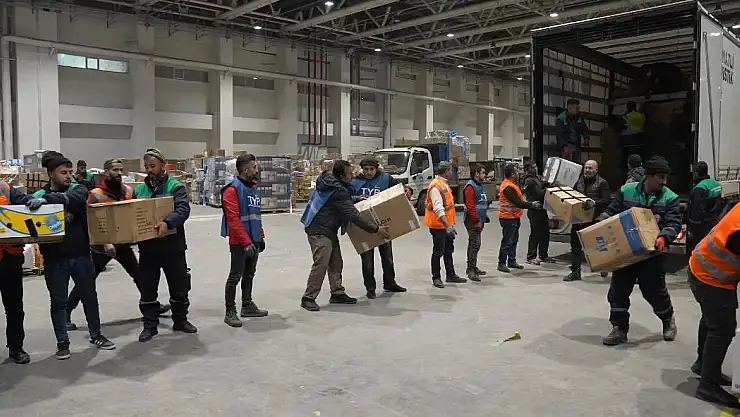 Kayseri'ye yardım üssü kuruldu