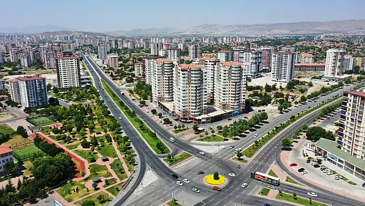 KENTSEL DÖNÜŞÜMÜNDE VATANDAŞ MUTLU VE HUZURLU