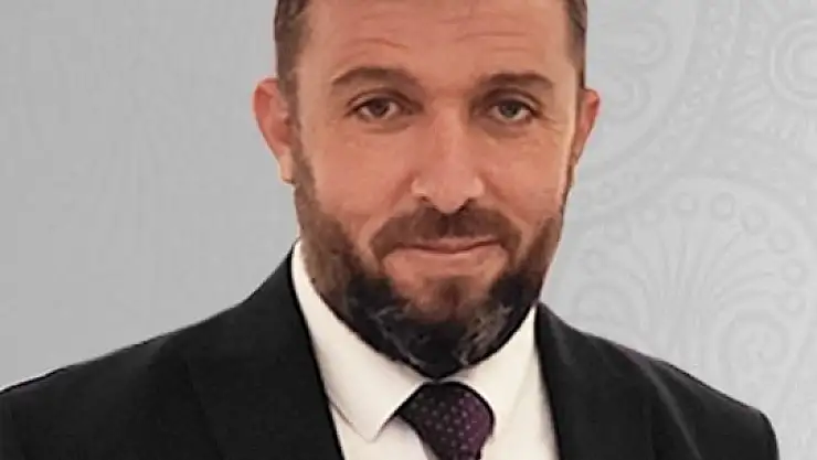 KILINÇ '' GÖREVİMİN BAŞINDAYIM''