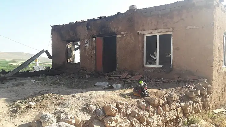 Küle dönen evden mucize kurtuluş