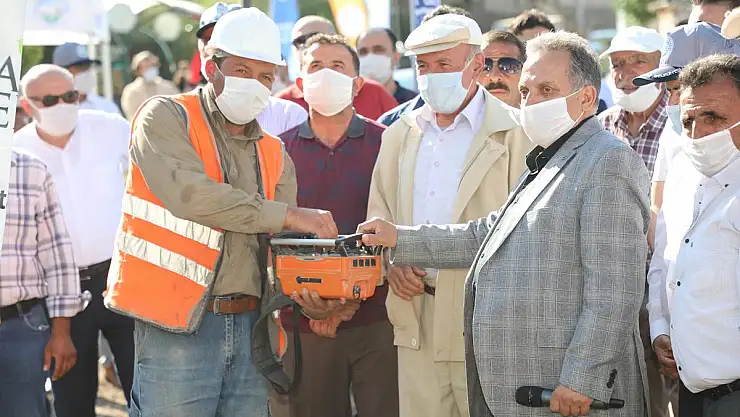 KURUKÖPRÜ'YE DOĞALGAZ, CEBİR'E SOSYAL TESİS