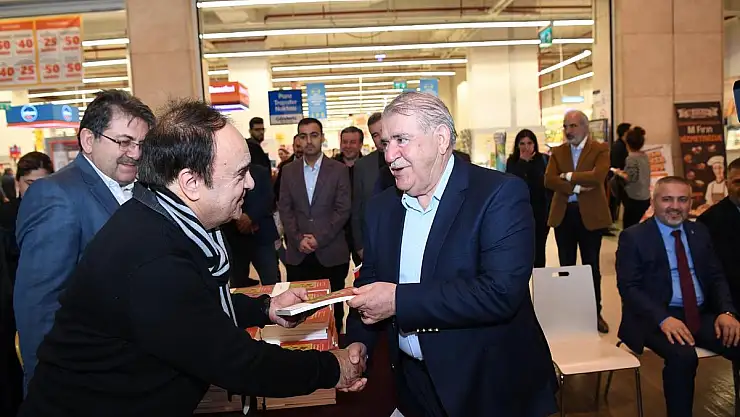 Mahçiçek Okur ve Yazarları Buluşturmaya Devam Ediyor