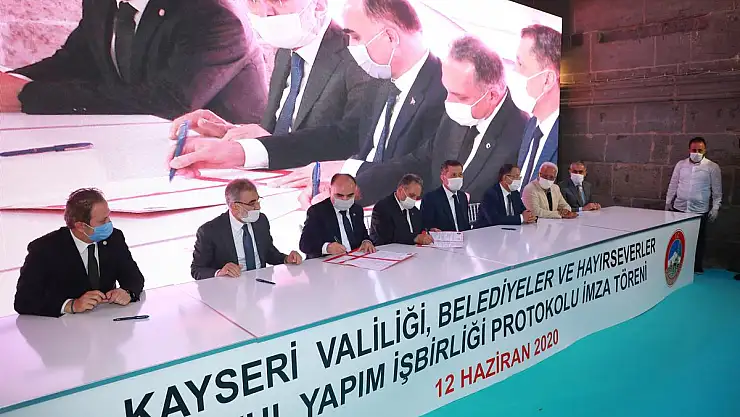 Maske ve Mesafe Kuralına Uyarak Daha İyi Olacağız