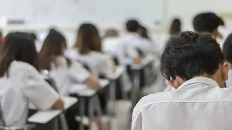 MEB takvimi açıklandı: Bayramda ekstra tatil yok!