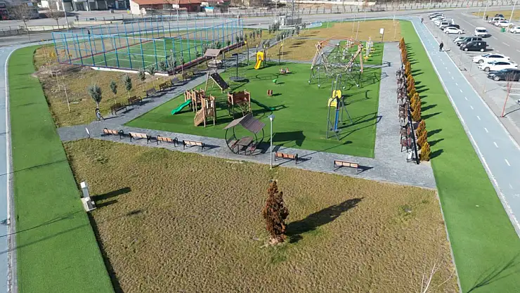 Melikgazi Belediyesi 5,5 yılda 300 park kazandırdı